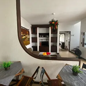& Economico Albergue